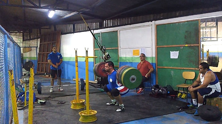 Manolo-Campos-Squat-Stands.jpg